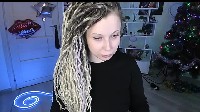 HoneySallyMoore live sex cam