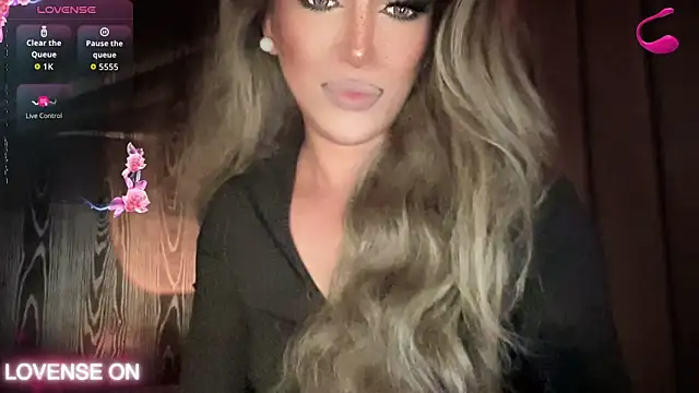 Lo_la_69 live sex cam