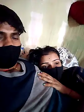 Desipari_777 live sex cam