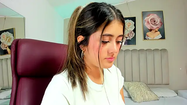 Sophia_Clark8 live sex cam