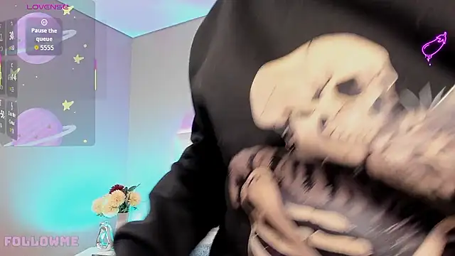 Rox_xane_'s cam snapshot