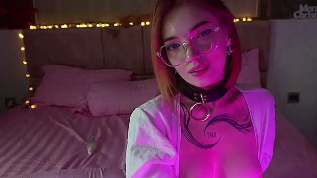 Mary_Harriss live sex cam