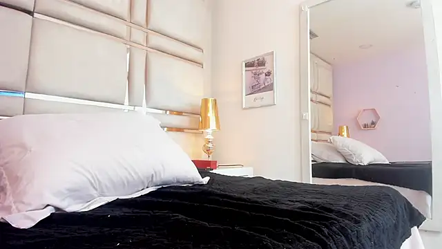 SalomeSaez's cam snapshot