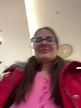 NataKitten live sex cam