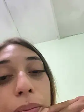 loirinhaaa live sex cam