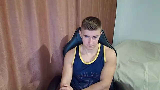 PowerMuscle live sex cam