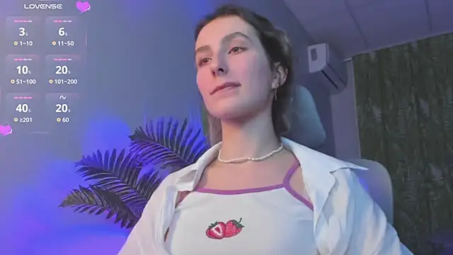 LuxRayi live sex cam