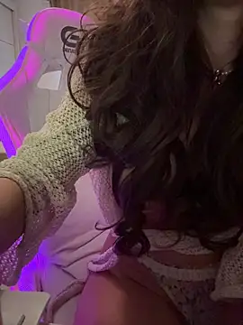 LunaBex's cam snapshot