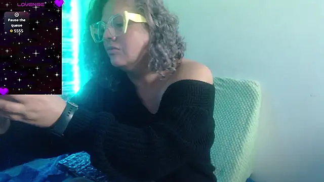 mia_pazzi's cam snapshot