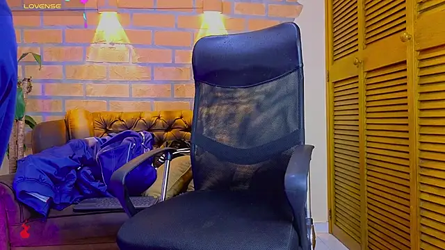 Dylanstonne live sex cam