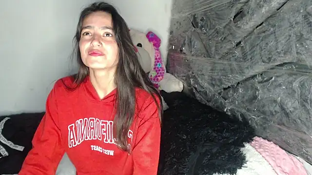 skinny_sweet2411's cam snapshot