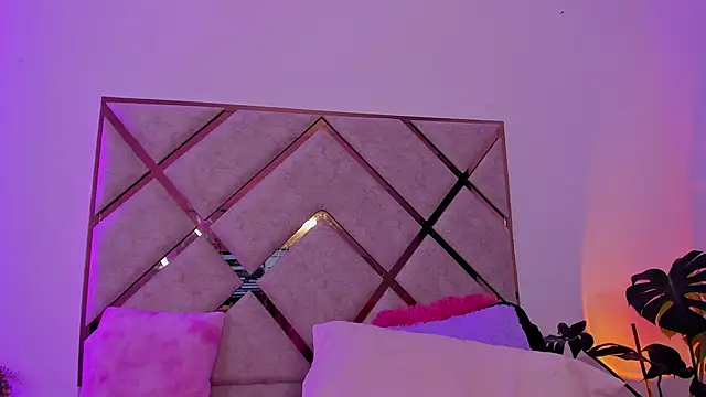 litle_slut's cam snapshot