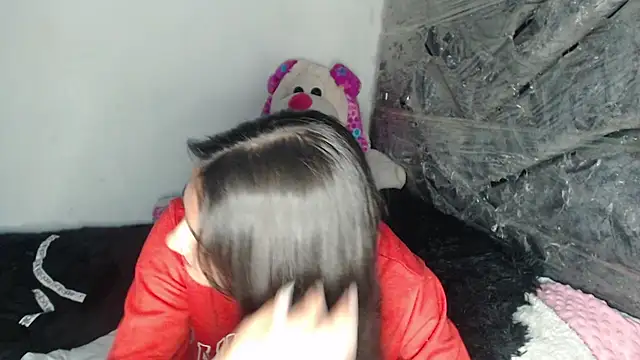 skinny_sweet2411's cam snapshot