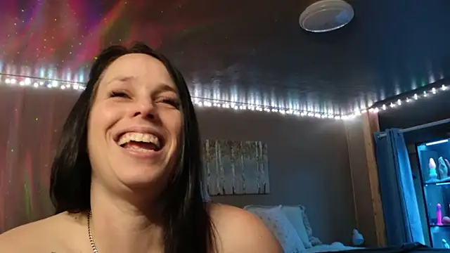 mavismable's cam snapshot