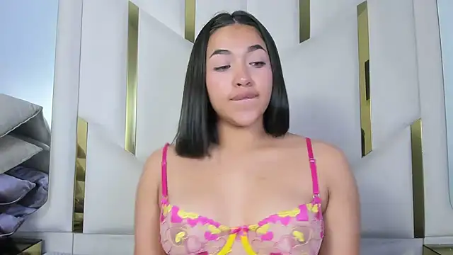 IsabellRodriguez18's cam snapshot