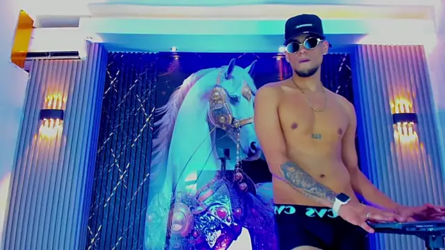 The_Gods_In_Diamonds live sex cam