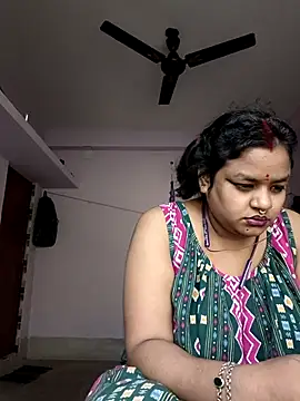 Deborbhavi222 live sex cam