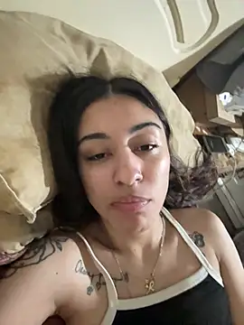 Jennyvignaduzzo's cam snapshot