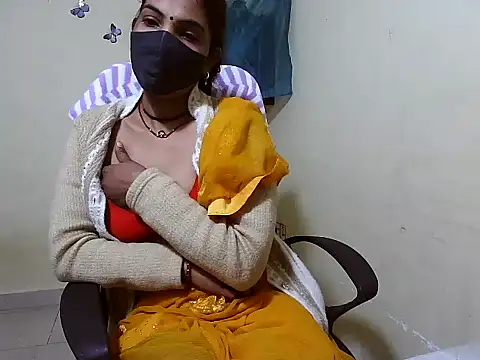 Shivani-Gupta's cam snapshot