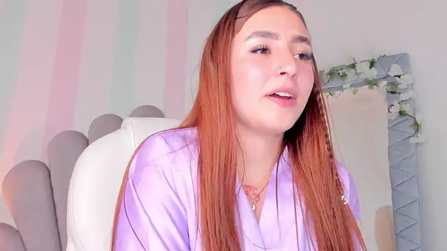 Luna_kiss_18's cam snapshot