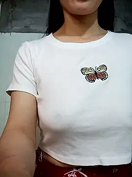 Belle-777's cam snapshot