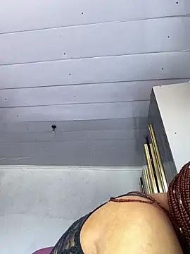 Iam-Sharifa live sex cam