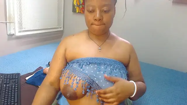 AMAZINGSHAZZXXX live sex cam