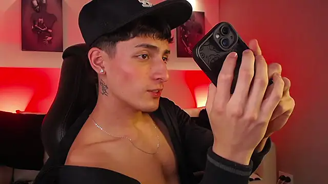 MateoMitchell live sex cam