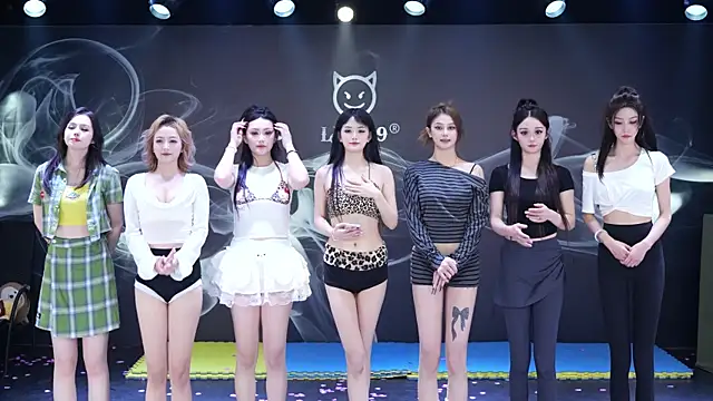 LU-909-'s cam snapshot