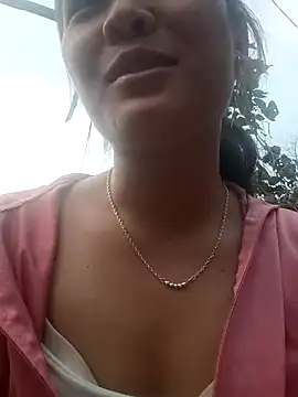 Lyssa-a's cam snapshot