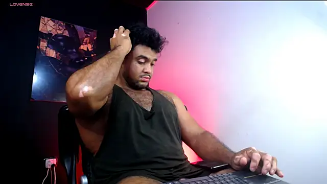 Big_furry_bear13's cam snapshot