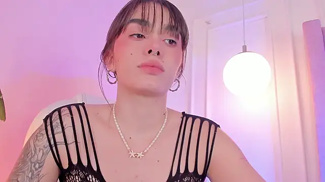 Lucy_Vega's cam snapshot