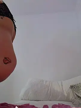 MIA25___'s cam snapshot