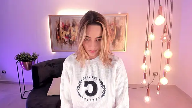 MelissaMoore_'s cam snapshot