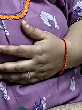 Telugumistress live sex cam