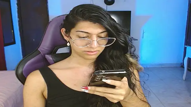 engielphoenis14 live sex cam