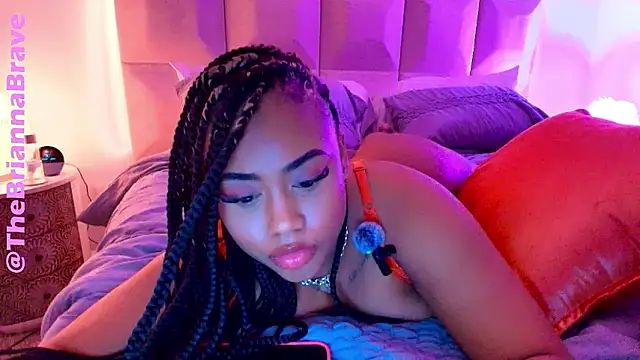 BriannaBrave live sex cam