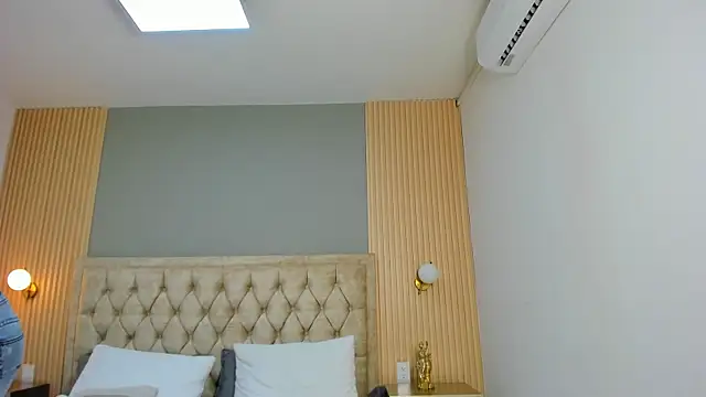 Maxii18_ live sex cam