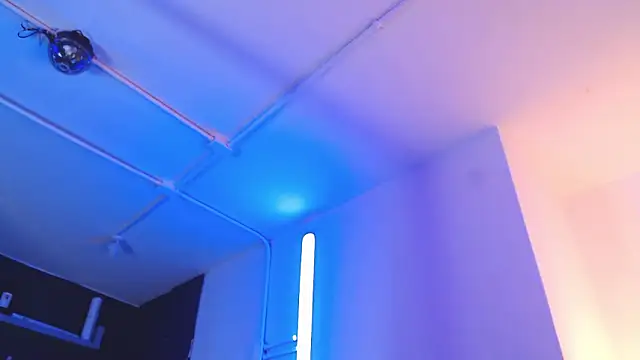 nova_salvatore's cam snapshot