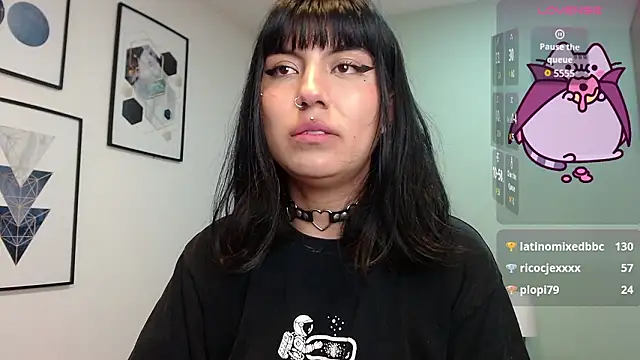 amy_adams1's cam snapshot