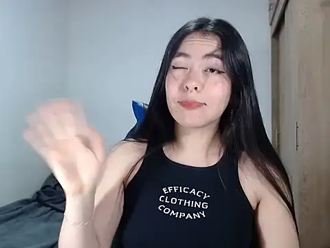 EloiseJun's cam snapshot