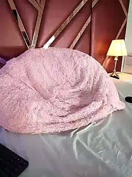 Camerondarkness's cam snapshot