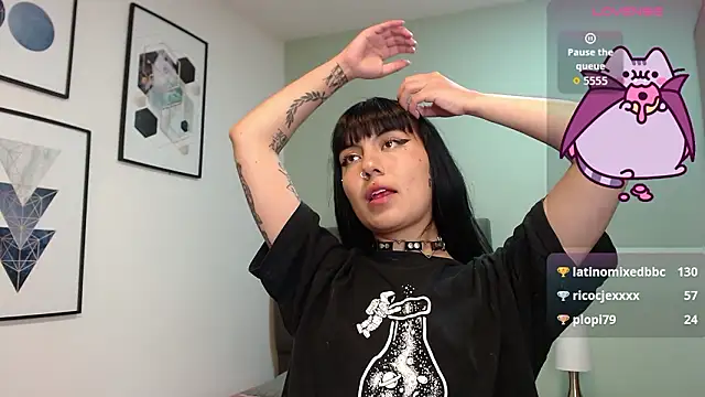 amy_adams1's cam snapshot