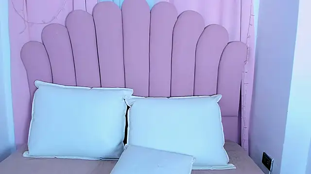 PaolaB_g's cam snapshot