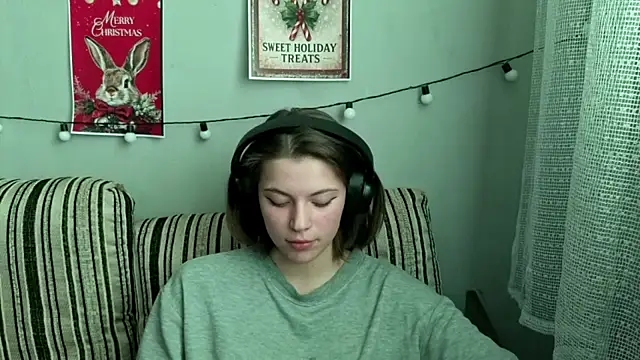 CutieAnny's cam snapshot