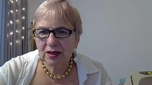 SweetCherry27's cam snapshot