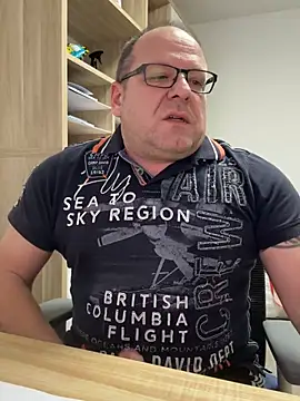 coupleLatinaLovers live sex cam