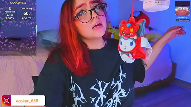 AnngelaSkye live sex cam