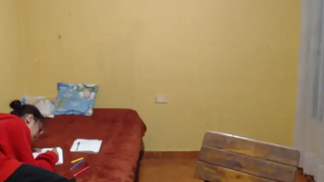 Violet_And_Smith's cam snapshot