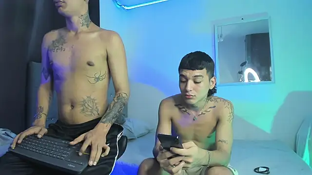 twinkDuohot live sex cam